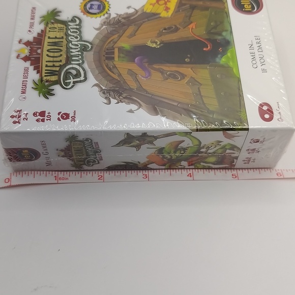 Welcome to the Dungeon Push-Your-Luck Board Game Card Game NEW SEALED - Picture 9 of 12
